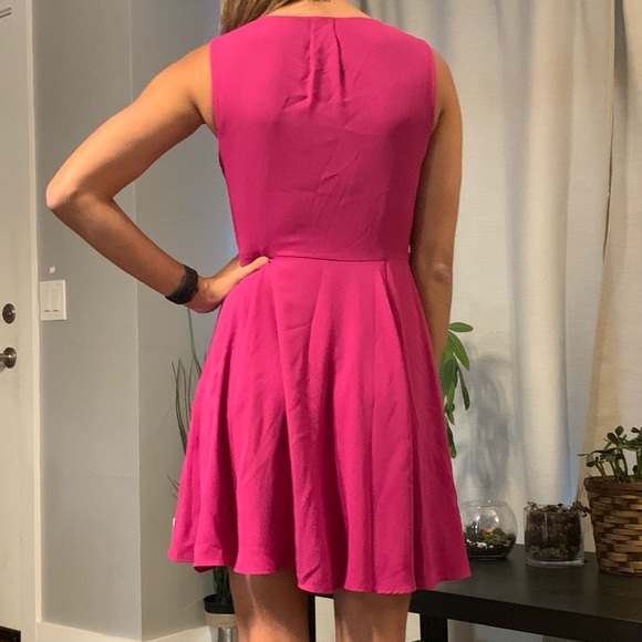 Fuchsia dress - Picture 2 of 3